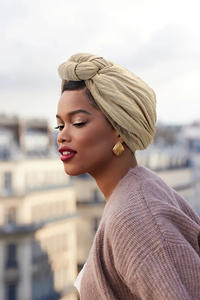 Chapeau Baotou à cravate croisée pour femmes Mode européenne et américaine Chapeau à cravate pour adulte Chapeau à rides en soie argentée - Product Image 6