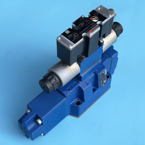 R901051826 4WRZE16W8-100-7X6EG24N9K31F1D3M DIRECCIONAL PROPORCIONAL - Product Image 5