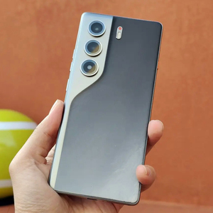 Techno Camon 40 Pro 5200mAh Pin 144hz màn hình 5g đ<span class=keywords><strong>i</strong></span>ện thoạ<span class=keywords><strong>i</strong></span> di động 50MP bắn <span class=keywords><strong>Android</strong></span> 15 ứng dụng nhanh ra mắt rõ ràng xem - Product Image 1