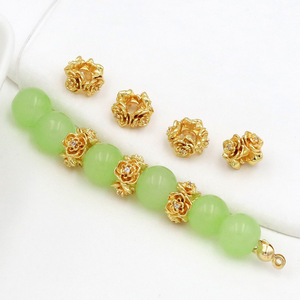 Cuentas espaciadoras de circonita con diseño de rosa de cuatro hojas, oro de 18K y plata, accesorios de joyería DIY, componentes florales para pulseras y collares - Product Image 3