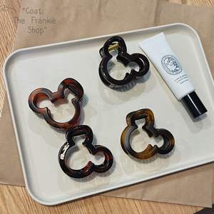 Pince à cheveux vintage ajourée pour femme, style demi-pince, collection automne-hiver - Product Image 4