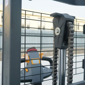 मजबूत चढ़ाई क्षमता इलेक्ट्रिक स्टेकर 1.5 टन 2 टन गर्म बिक्री पैलेट स्टाकर 3.5 मीटर 3 मीटर गर्म बिक्री - Product Image 3