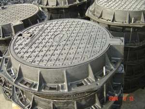 Couverture de trou d'homme en <span class=keywords><strong>fonte</strong></span> ductile EN124 B125 <span class=keywords><strong>D400</strong></span> de haute qualité <span class=keywords><strong>grille</strong></span> de vidange conception ronde carrée directement fournie par la Chine - Product Image 2