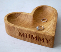 Bol en bois sculpté en forme de cœur, gravé et personnalisé