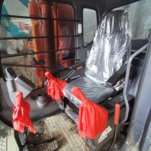 Excavatrice moyenne Hitachi ZX240 d'occasion d'origine japonaise 2022, 24 tonnes, composants principaux : moteur, pompe à engrenages, roulement, 125 kW - Product Image 3