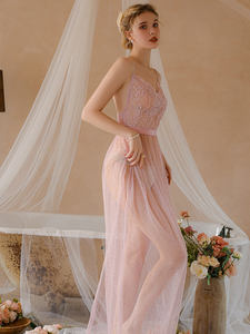 Exquisito vestido Maxi Sexy de Ángel que revela la espalda con abertura alta Encanto puro y seductor que combina encaje de malla y material de nylon - Product Image 2