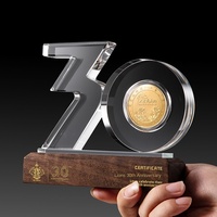 Trophée en cristal 2024, badge d'anniversaire personnalisé, médaille incrustée, excellent personnel, trophée de haute qualité en forme de numéro, trophée UV
