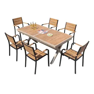 屋外防水格納式ダイニングテーブル家具ガーデンプラスチック木製テーブルと椅子6脚