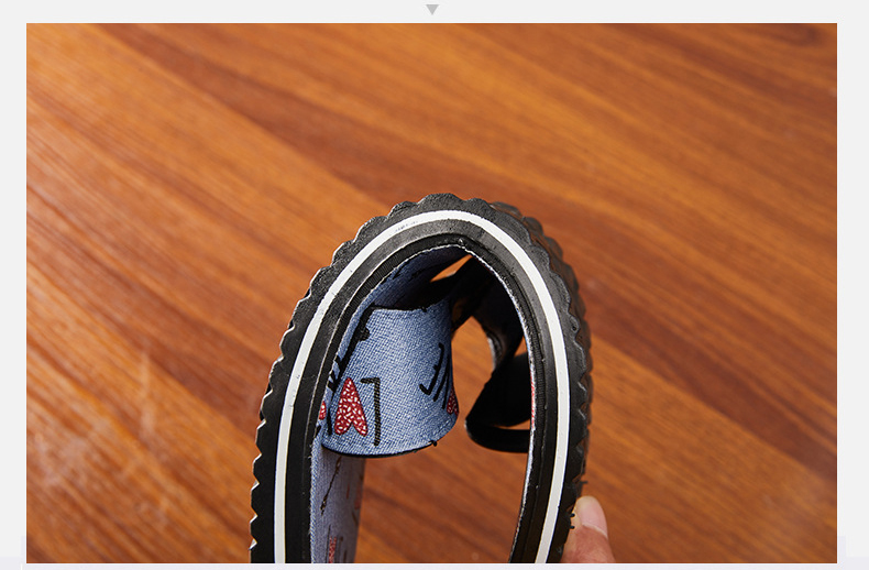 Custom PVC Blowing Men Summer Sandals Fashion Outside Wear Non-slip Men's Beach Flip-flops Slippers