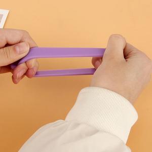 Accessoires pour gobelets en gros : Cordon <span class=keywords><strong>de</strong></span> transport en silicone, support anneau <span class=keywords><strong>de</strong></span> suspension en silicone pour bouteille d'eau, compatible avec les poignées <span class=keywords><strong>de</strong></span> gobelets - Product Image 4