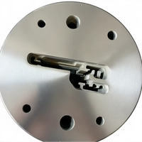 Moule d'extrusion Huayi Modèle 130, Matrice de hublot, Moule creux long et complexe sur mesure pour profilés d'équipements électroniques à énergie nouvelle