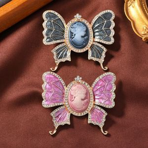 Carte de broche de beauté gaufrée de style victorien rétro, Meio et accessoire double usage avec fermoir - Product Image 2