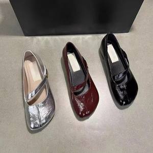 Zapatos Planos Retro Franceses para Mujer, con Punta en Mango, Plataforma Oculta, Velcro, Estilo Mary Jane, de Piel de Oveja, Casuales y Combinables - Product Image 3