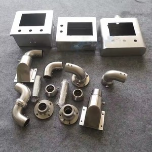 Vente directe usine – Pièces de boîtier de commande étanche IP54 en profilé aluminium pour machine-outil, support mural horizontal (Argent) GB-C Canti - Product Image 2