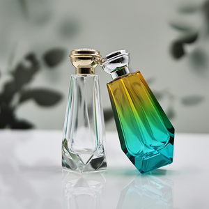 Bán buôn <span class=keywords><strong>100ml</strong></span> hình dạng đặc biệt chai nước hoa thủy tinh với Hộp quà tặng tùy chỉnh bao bì cho quà tặng cá nhân - Product Image 6