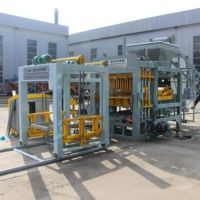 Machine à fabriquer des pavés en béton QT4-15