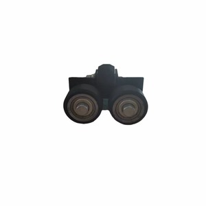 Zapatas de guía para escaleras de servicio CC para rieles de guía T50, ruedas de guía de rodillos duraderas para elevadores de construcción - Product Image 1