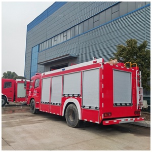 Camión de Bomberos Dongfeng 8000L con Agua y Espuma, Equipo de Extinción de Incendios - Product Image 5
