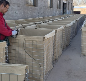 Mẫu miễn phí chất lượng cao nhiệm vụ nặng nề dây sắt mạ kẽm hàn lưới vuông lỗ rào cản phòng thủ <span class=keywords><strong>gabion</strong></span> Pháo đài - Product Image 3