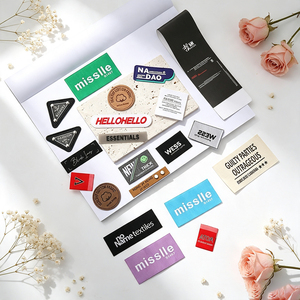 Etiqueta de Cuero PU Cosida y Empalmada con Logotipo Impreso Personalizado, Parche de Cuero para Manualidades, Accesorios para Tejidos y Bolsos de Lona - Product Image 5