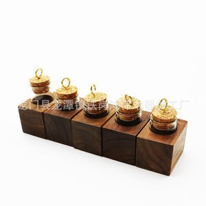 Pendentif diffuseur de parfum créatif en bois pour voiture, avec parfum naturel, en noyer noir, 30x30x40mm, verre 20x35mm, aromathérapie suspendue - Product Image 4