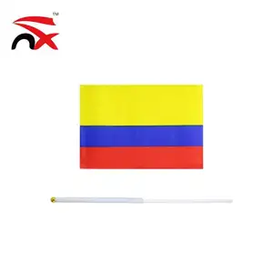 Hot Sell Rot Gelb Blau Kolumbien Mini Hand Flagge Mit Kunststoff Pole Günstige Mini Pole National Country Polyester Waving Hand Flagge