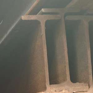 Poutres en H et poutres en I laminées à chaud ASTM A36/A572 Q235B Q355B en acier avec capacité de soudage - Product Image 3