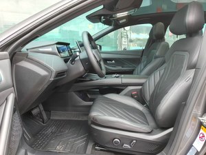 Deepal SL03 2025 Elettrico Sportivo 220 V EREV Tipo di Carburante con Autonomia NEDC 201-300 km Motore 160 kW Batteria 28.39 kWh - Product Image 6