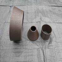 Tube conique sans soudure en acier inoxydable 304L, conforme à la norme EN10253-4, de différentes diamètres, fabriqué selon la technologie de forgeage.
