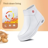 Chaussures d'infirmière blanches pour femmes, coussin d'air épaissi, semelle souple, bottes rembourrées, style de travail, hauteur accrue, automne/hiver