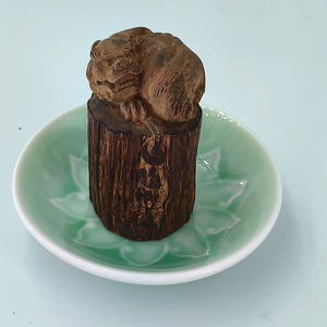 タラカンワイルドアガーウッドアガーウッド風水彫刻-Pixiu (シールスタイル) - Product Image 2