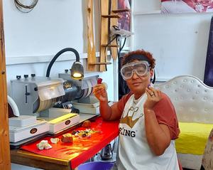 Collier pendentif en améthyste d'eau douce fait main de luxe, argent, unisexe |   Empire des pierres précieuses de Sebhan en Éthiopie |   pour les personnes soucieuses de l'environnement - Product Image 6