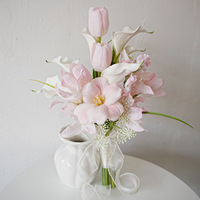 Rosa Künstlicher Brautstrauß, Realistische Tulpen und Calla-Lilien Handgebundener Blumenstrauß für Braut Hochzeitszeremonie & Brautfotoshooting