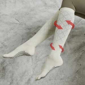 High Quality <b>Training</b> Pilates Grip Sports <b>Socks</b> Custom logo Women Anti Slip <b>Socks</b> Reformer Wholesale Yoga Non Slip Breathable - Product Image 2