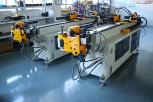 Металлическая нержавеющая сталь электрическая Cnc Nc Гидравлическая медная квадратная труба и трубогибочная машина - Product Image 2