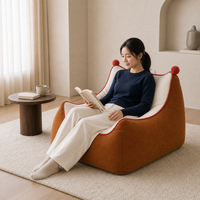 Nouveau design 2026 Fauteuil-lit et canapé relax en polaire Teddy marron et blanc avec garniture pompons, emballé sous vide en boîte, pour chambre, lecture et salon