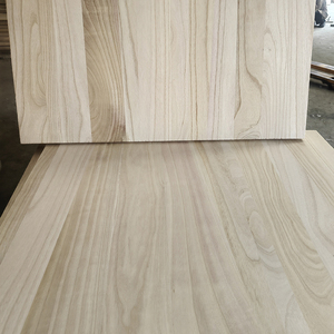 Panneau en bois de <span class=keywords><strong>Paulownia</strong></span> massif léger de fabrication chinoise, planche de bois de <span class=keywords><strong>Paulownia</strong></span> à <span class=keywords><strong>prix</strong></span> compétitif au <span class=keywords><strong>m3</strong></span> pour la construction de meubles - Product Image 4