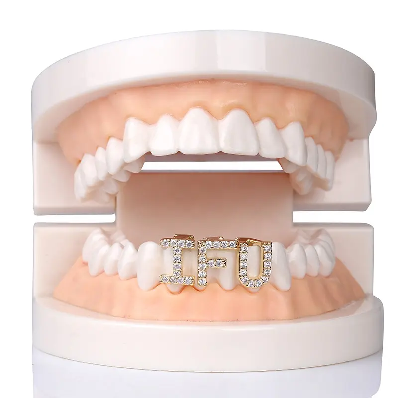 Nieuwe Hip-Hop 26 Letters Gouden Tanden Grillz Alle Iced Out Micro Pave Cz Tanden Grills Bretels Met Siliconen voor Christmas Gift Unisex