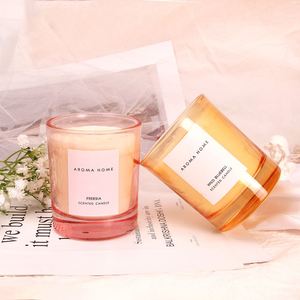 Bougie parfumée Aroma Home en cire de soja dans un bocal en verre, style minimaliste, parfum floral, décoration d'intérieur, durée de combustion de 40 à 60 heures - Product Image 3