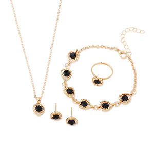 Fashion Jewelry Sets Heart Shape <b>Red</b> Crystal Gold Plated Necklace Earrings Ring <b>Bracelet</b> Women's Party Romantic Style - Product Image 5