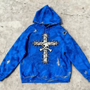 Sudadera con Capucha de Diseño OEM de Lujo para Hombre, Colección Otoño, con Bajo de Corte Crudo, Estampado Digital de Araña, Apliques de Camuflaje, Bordado Desgastado y Detalles con Cuentas - Product Image 2