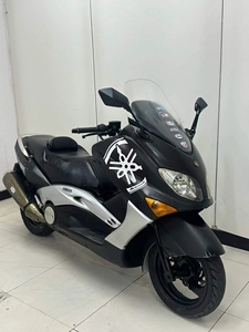 Motocicletas Usadas YAMAHA TMAX 500 Scooter 500cc Motor Bicilíndrico Refrigerado por Líquido en Perfecto Estado a <span class=keywords><strong>Precio</strong></span> Accesible - Product Image 6