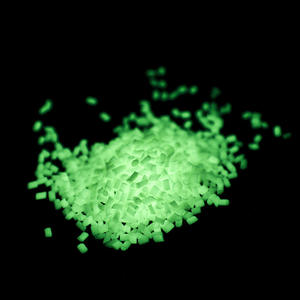 Masterbatch Luminescent PP PE Résistant aux Hautes Températures, Agent Colorant Fluorescent pour le Blanchiment et la Coloration du Plastique ABS - Product Image 4