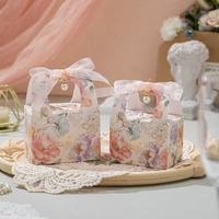 Boîte cadeau pour mariage, boîte à bonbons en papier rouge à fleurs avec ruban et perle