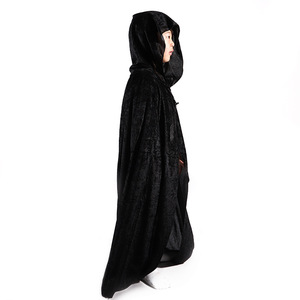 Cape pour enfants avec accessoire sabre laser, costume pour cosplay Star Wars, cape longue en polyester noir, vêtements de fête pour garçons - Product Image 3