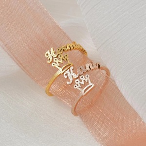 แหวนชื่อสั่งทำ ปรับขนาดได้ ดีไซน์ตัวอักษร ชุบทอง 18K ทองเหลือง สไตล์โมเดิร์น เครื่องประดับสำหรับทุกเพศ ชุดแหวนของขวัญ - Product Image 5
