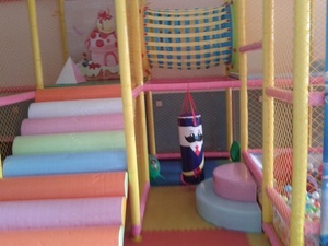 สนามเด็กเล่นในร่มธีม<span class=keywords><strong>การ์ตูน</strong></span> YL-2-B133 ปราสาทซนสำหรับเด็ก พร้อมสไลเดอร์และบ่อบอล - Product Image 4