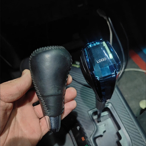 Accessoires <span class=keywords><strong>de</strong></span> voiture universels <span class=keywords><strong>de</strong></span> haute qualité, pièces modifiées, <span class=keywords><strong>pommeau</strong></span> <span class=keywords><strong>de</strong></span> levier <span class=keywords><strong>de</strong></span> <span class=keywords><strong>vitesse</strong></span> en cristal LED coloré avec logo personnalisé - Product Image 6