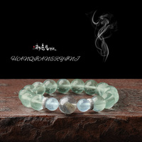 Bracelet artisanal en argent et perles plaqué or, orné de cristaux naturels de guérison, par Hanxier Han Qian'er – Mode originale et unique