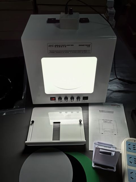 Sanoto Digital TB30 Light Box for Jewelry Photography, Dimmable 3000-5500K, With Rotating Turntable.